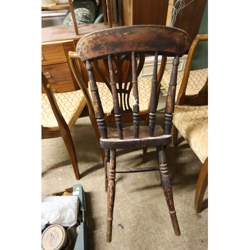 656 - 4 dining chairs