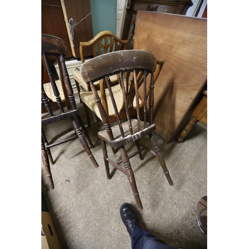 656 - 4 dining chairs