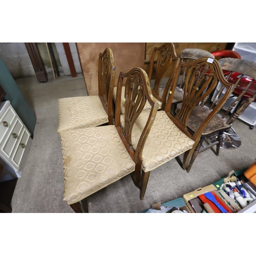 656 - 4 dining chairs