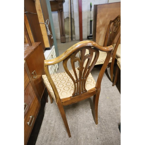 656 - 4 dining chairs