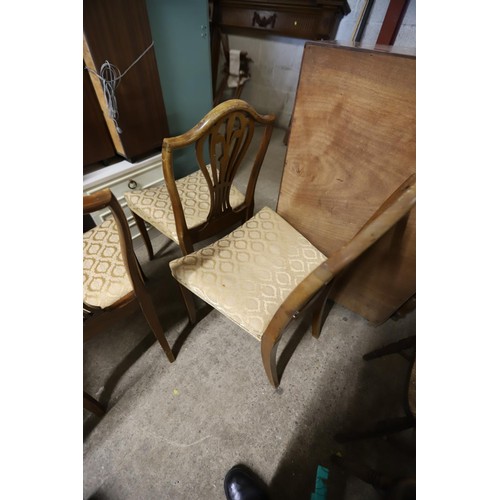 656 - 4 dining chairs