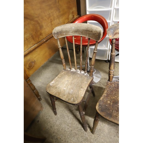 656 - 4 dining chairs