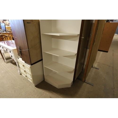 658 - Large corner shelf unit