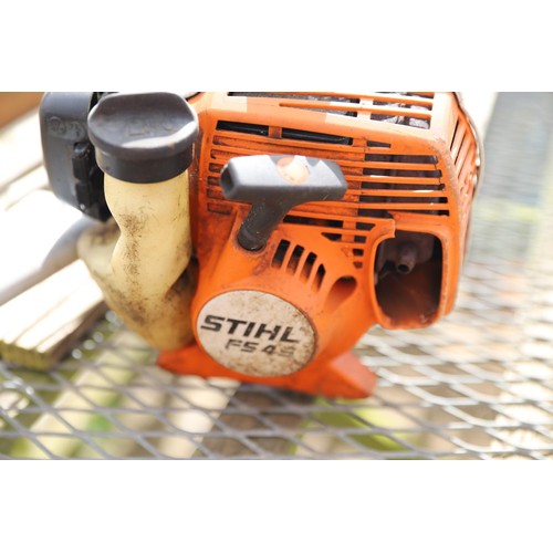 52 - Stihl FS45 strimmer, spares