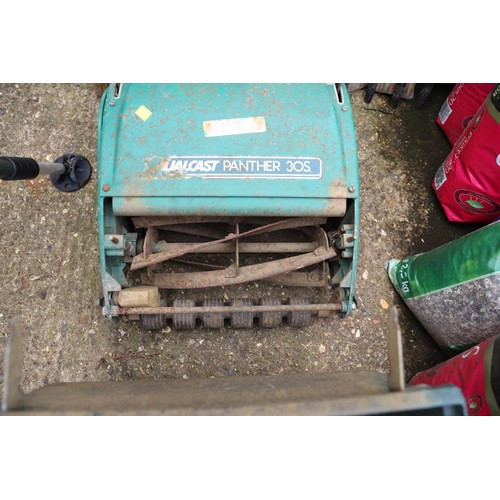 59 - Qualcast  30 S push mower