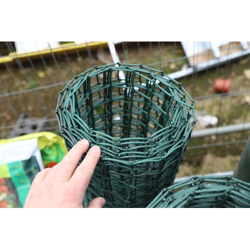 63 - 2 x Rolls of green mesh fencing