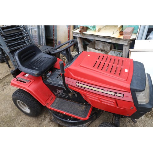 82 - Lawnflite 555 ride on mower c/w grass collector & chute