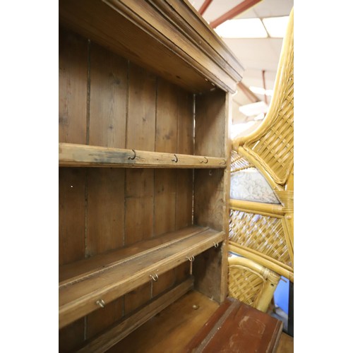 662 - Welsh dresser, pine