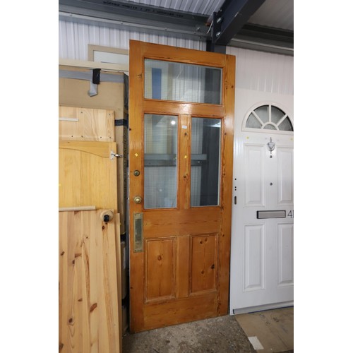 107 - Heavy door, 85 x 33