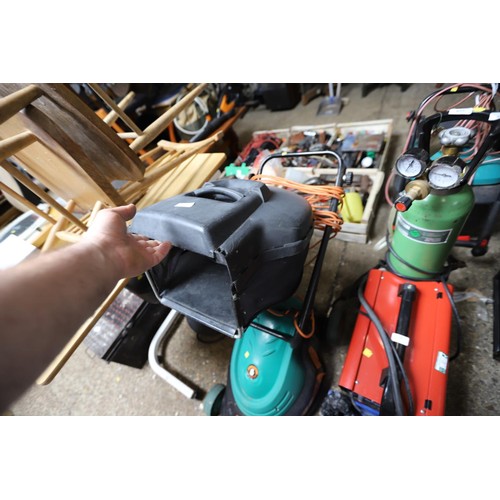 167 - Black & Decker elec lawnmower, auto stop, 38cm - warranted until 12 noon Tuesday following the above... 