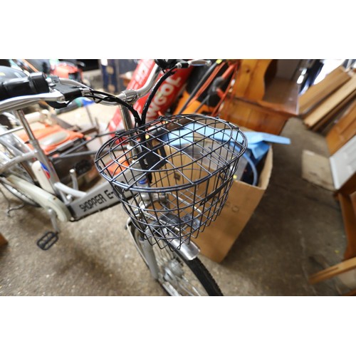 215 - Electric shopper E100 bike (charger in office) - warranted until 12 noon Tuesday following the above... 