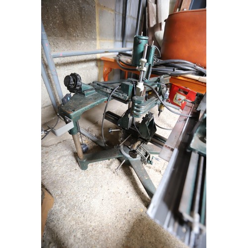 235 - Antique GRAVO graph engraving machine - to be rewired by a qualified electrician