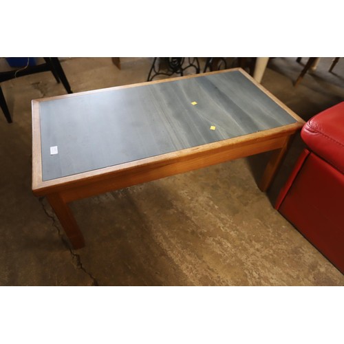 543 - Marble top coffee table