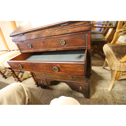 590 - Mahogany Georgian bureau/desk with brush & slide