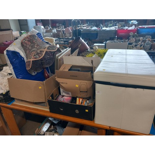 307 - Qty of misc, incl books, various bags, ornaments, pictures, etc