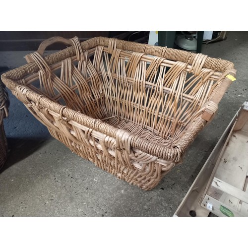 350 - 5x various baskets