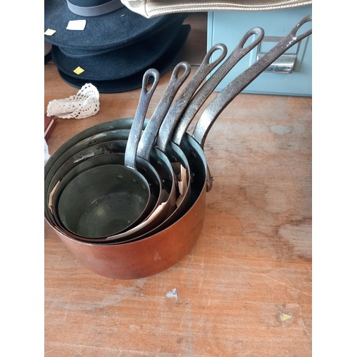 375 - Set of copper pans