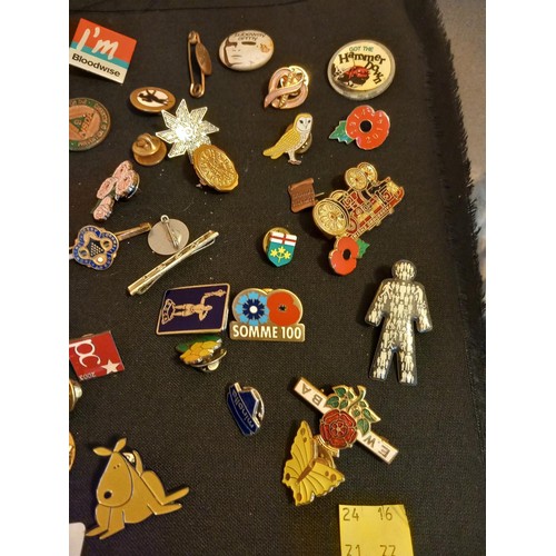 445 - Badges & pins, incl vintage 'mods' & 'tube warriors'