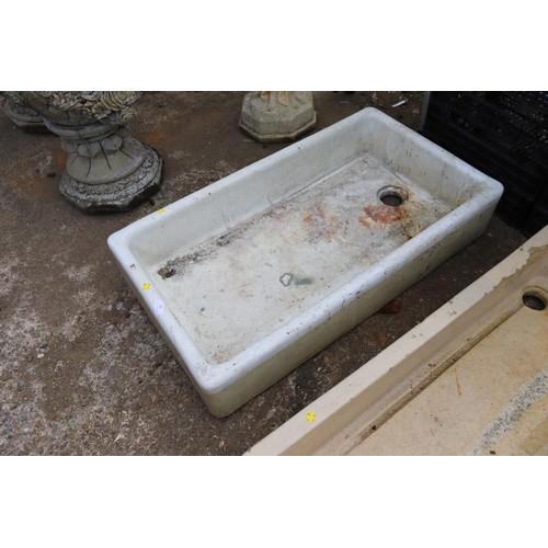 38 - Ceramic butler sink