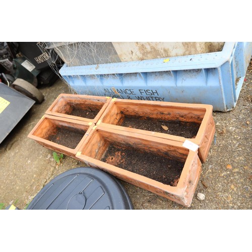 59 - 4 terracotta troughs