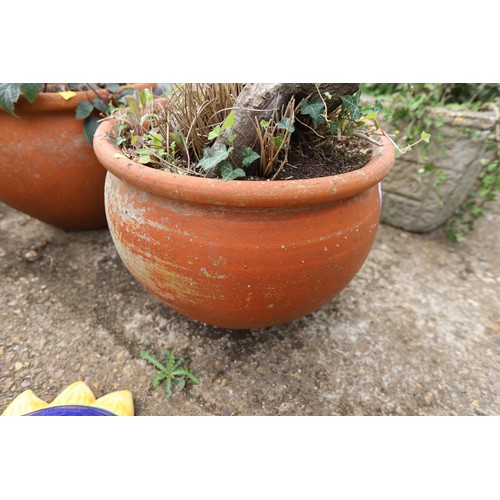 76 - 2 x orange clay round pots