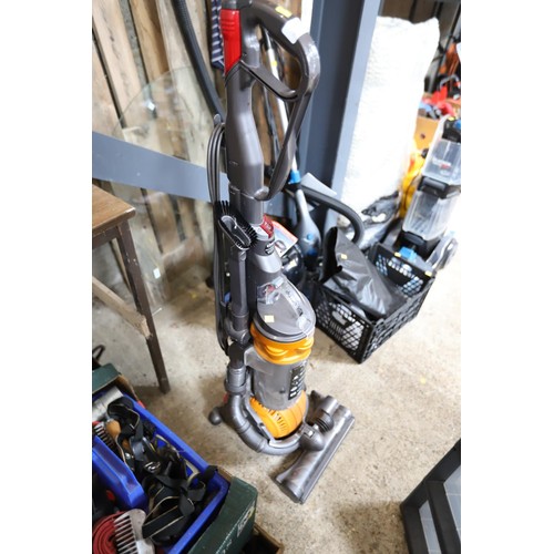 146 - Dyson DC25 hoover - warranted until 12 noon Tuesday following the above sale