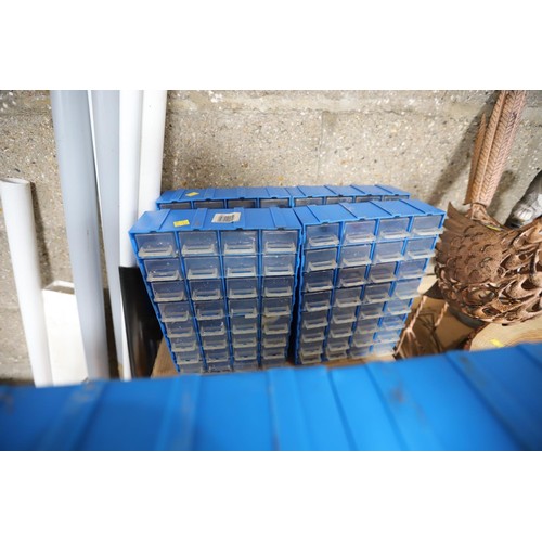 153 - 6 storage trays