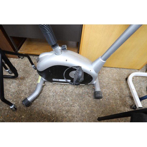 200 - Pro fitness exercise bike