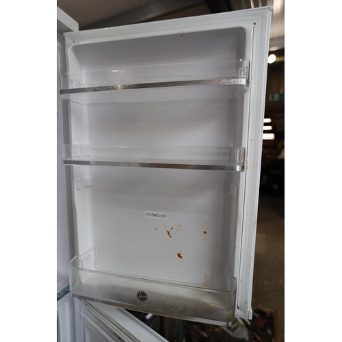 234 - Hoover fridge freezer - warranted until 12 noon Tuesday following the above sale