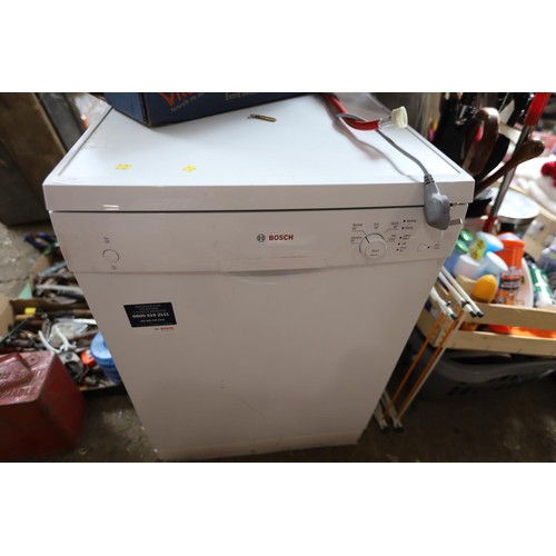 236 - Bosch dishwasher - warranted until 12 noon Tuesday following the above sale