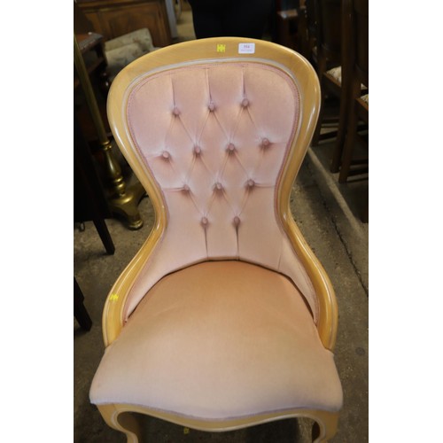 554 - Button back nursing/bedroom chair