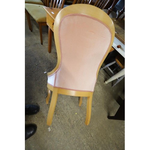 554 - Button back nursing/bedroom chair