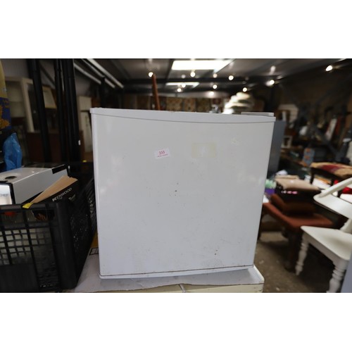 233 - Table top fridge - warranted until 12 noon Tuesday following the above sale