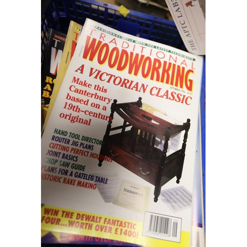 272 - Over 100 woodworking magazines 1990-2000