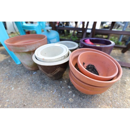 53 - Terracotta pots