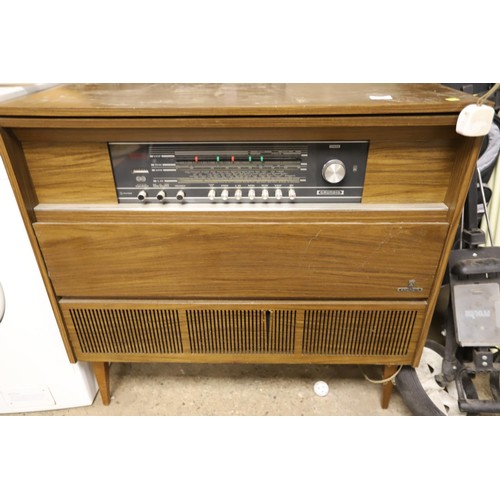 110 - Grundig radiogram