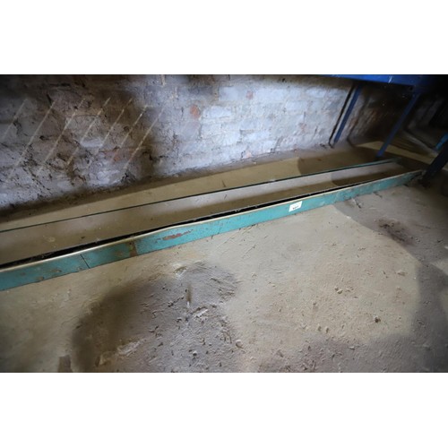 107 - Flat conveyor belt 13cm wide