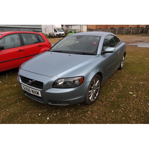 2 - Volvo C70 T5 convertable 2.4 turbo, petrol (roof works fine) record miles 129,463 in Office -More ph... 