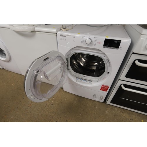 105 - Hoover 9kg washing machine - not for sale failed safety test (do not plug in)