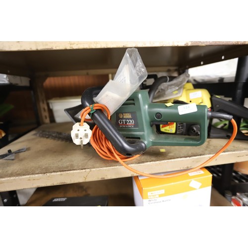 124 - Hedge cutter - to be rewired & tested by a qualified electrician