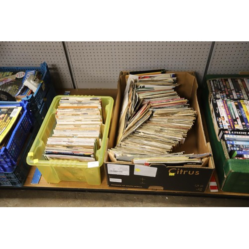 260 - 2 boxes of records, incl Blondie & Jackson 5