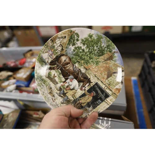 284 - Painted plates (Wedgwood)