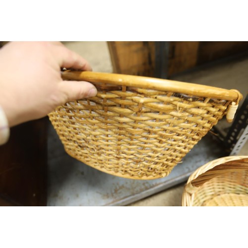 299 - Qty of baskets