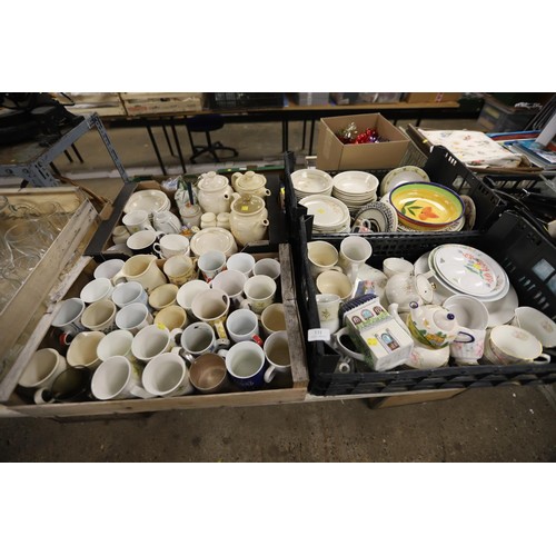 331 - 4 boxes of various crockery/part tea & dinner services, etc