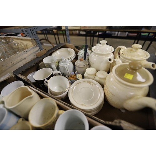 331 - 4 boxes of various crockery/part tea & dinner services, etc