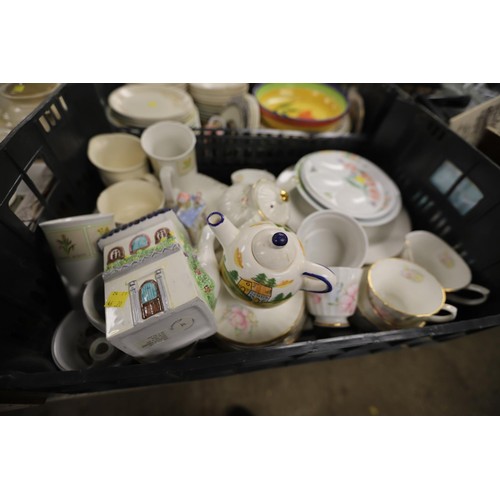 331 - 4 boxes of various crockery/part tea & dinner services, etc