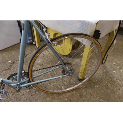 389 - Vegrandis Bates vintage racing bike with 23 inch frame & 10 gears