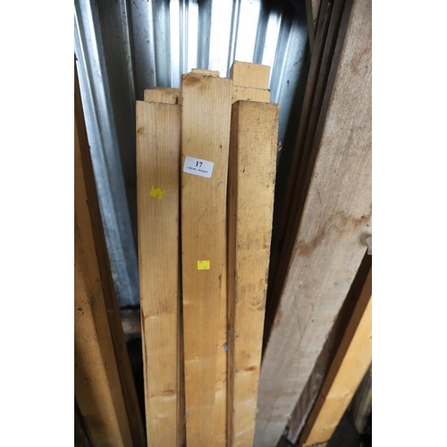 17 - Bundle of short timber 2.5“ x 1.5“. By 4 foot high