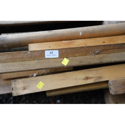 62 - Large bundle of various long length timber