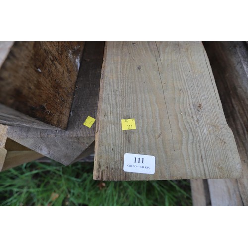 111 - 6 x wooden gate posts